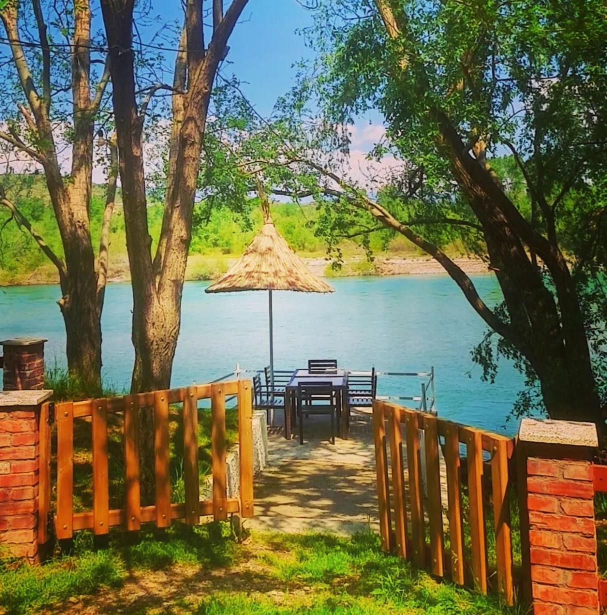 Villa Teverde Shkodër Esterno foto