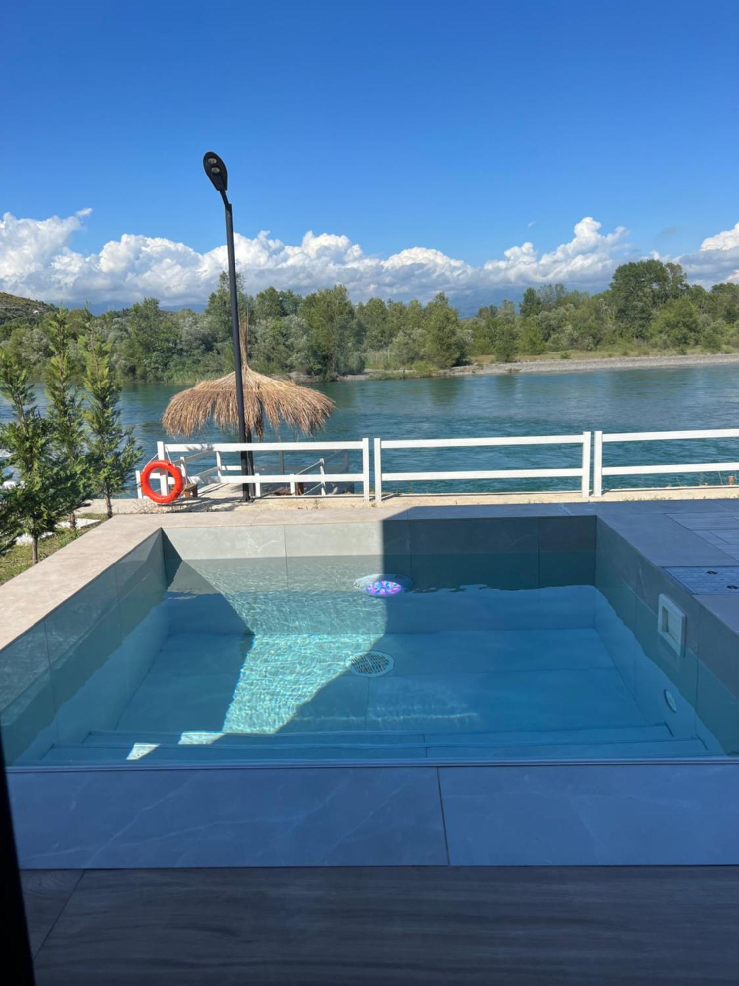 Villa Teverde Shkodër Esterno foto