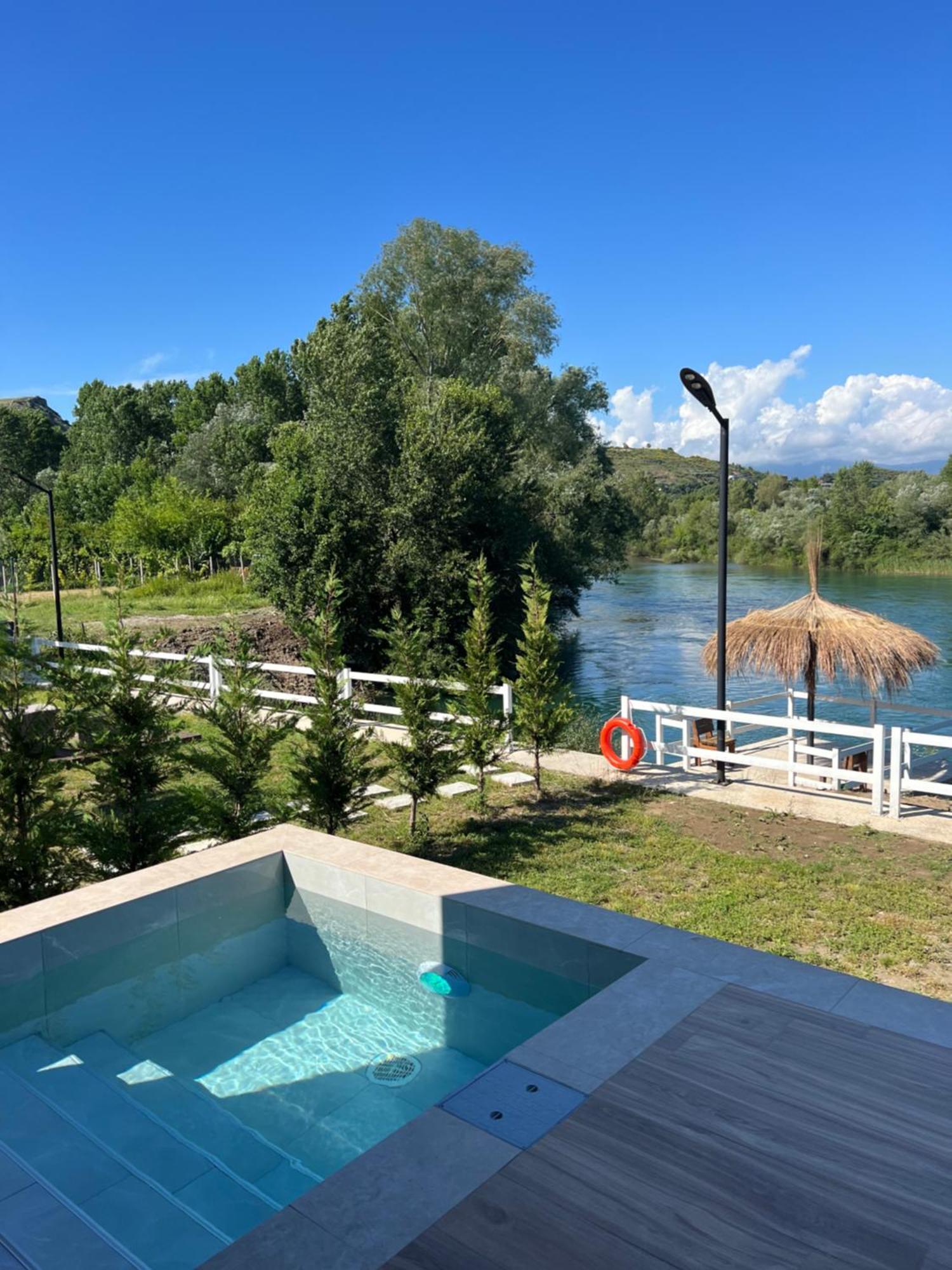 Villa Teverde Shkodër Esterno foto