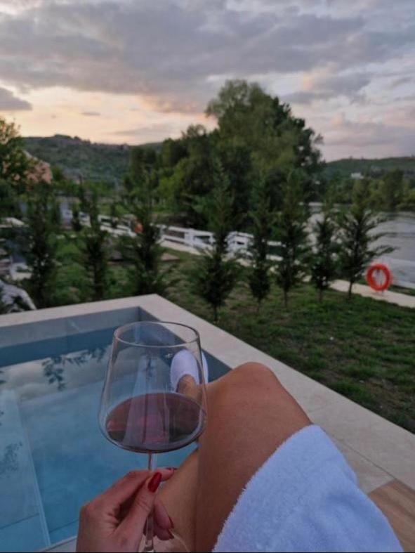 Villa Teverde Shkodër Esterno foto