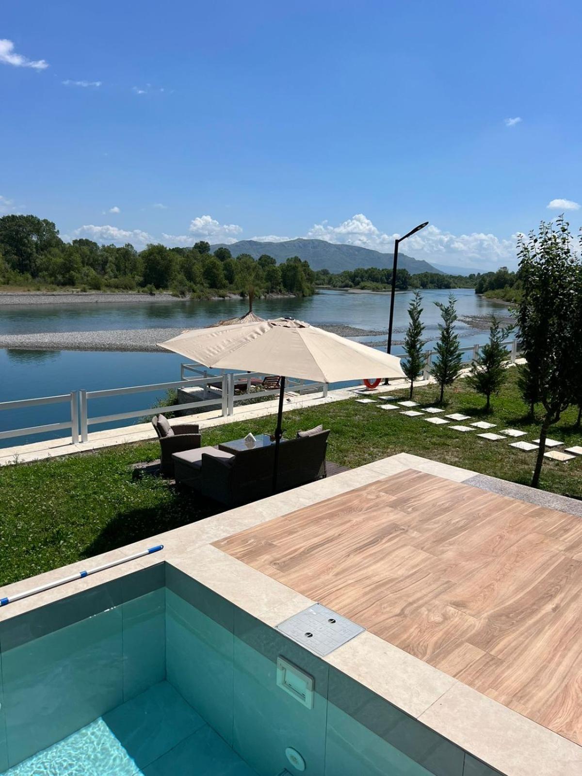 Villa Teverde Shkodër Esterno foto