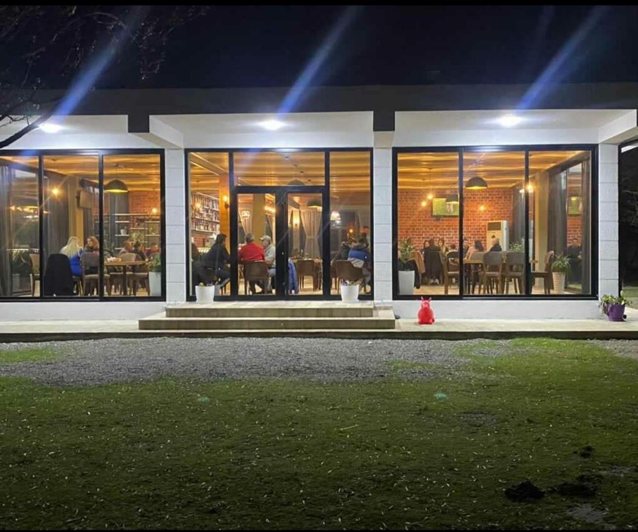 Villa Teverde Shkodër Esterno foto